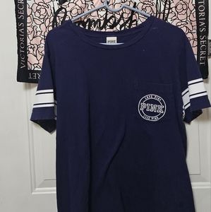 VS Pink pocket tshirt